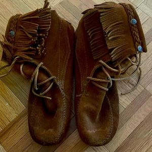 Minnetonka Size 10 Booties